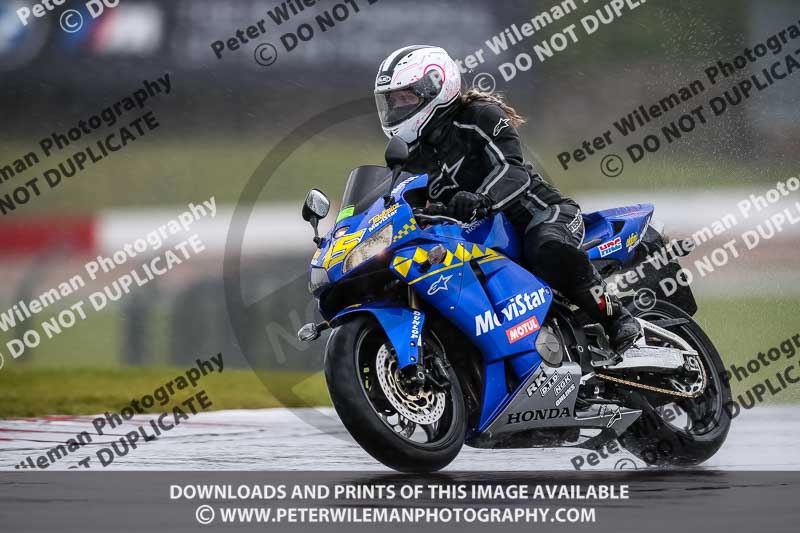 PJM Photography;donington no limits trackday;donington park photographs;donington trackday photographs;no limits trackdays;peter wileman photography;trackday digital images;trackday photos